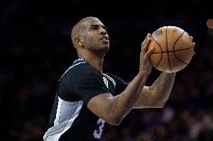 霍里:保罗可以去快船给哈登打替补 如果他想夺冠就去掘金