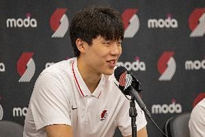 杨瀚森:NBA训练时间比国内短但强度更高 球员会主动寻求身体对抗