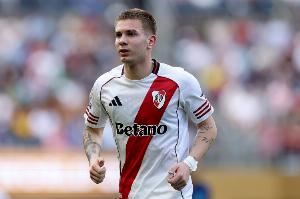 每体:马斯坦托诺曾拒绝超级经纪人门德斯代理,17岁但不头脑发热