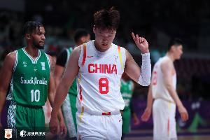 首战告捷!中国93-88沙特 三分表现抢眼 末节险情凸显需总结提升