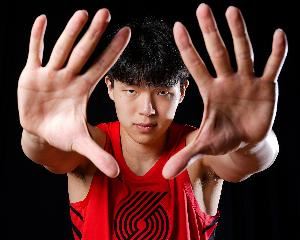 美记:杨瀚森团队知道其不是球队的首选 球员的未来尚不稳固