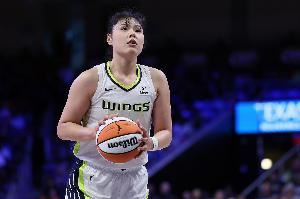 媒体人:李月汝最近状态很迷 连续九场得分没上双了