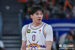 :北控给后卫林彦廷提供3年B类续约合同 但他今年不想回CBA