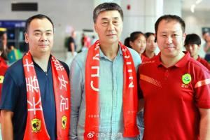 足球报:在接手长春女足后,贾秀全还将参与俱乐部青训工作