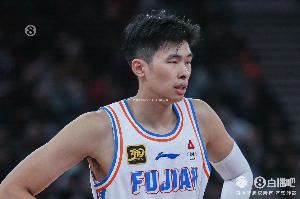 媒体人:福建先后续约邹阳和黎伊扬 明确了球队未来的基本框架