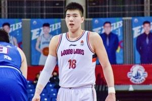 媒体人:焦泊乔为广东内线提供硬度&高度 崔永熙大大提升锋线水平