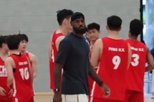 传授经验!詹姆斯与赵睿一同指导了中国国青男女篮的训练
