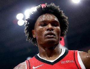 鸿鹄之志!阿门谈个人第三个赛季目标:成为全明星 夺得总冠军