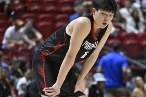 队记:面对NBA级别的轮换杨瀚森显得比较吃力 节奏有点跟不上