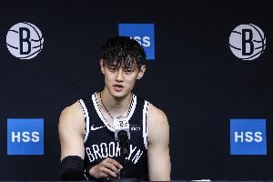 媒体人:从签到裁篮网把帐算得很明白 小曾没必要再去篮网G联盟