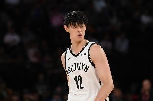 媒体人:小曾被裁不意外 这次有些仓促当机会出现谁不想去拼一把