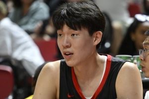  杨瀚森：主场的观众太棒了 热血沸腾的氛围 坐板凳时要时刻准备着