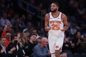  中规中矩！大桥布里奇斯出场39分钟 砍下24分10篮板6助攻