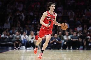 公牛4胜0负!联盟仍保持不败的四队:雷霆/马刺/76人/公牛