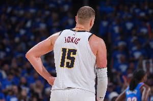 连续4场三双!约基奇:我只是努力用正确的方式打球 并希望顺遂