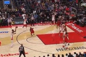  火记：申京的传球对象是未来名人堂KD 这是与上赛季的最大不同