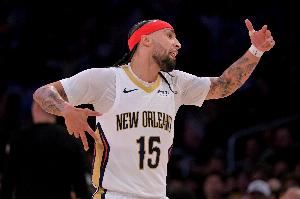 费尔斯:阿尔瓦拉多未来会成为主帅 看不懂的战术他能拆解清楚