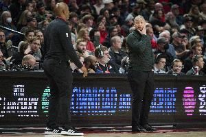  小卡爆料记者：卢曾参与比卢普斯非法赌博牌局 常和达蒙-琼斯作伴