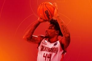 :山东队与德沃恩-艾库恩-珀塞尔签约