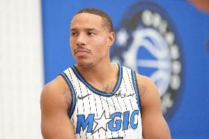  没什么存在感！贝恩6中2得5分5助2断 三分3中1