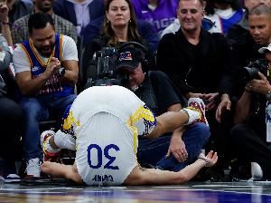  送温暖！步行者此前5战全败 勇士送其赛季首胜