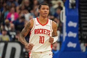  4帽平生涯最高！小贾巴里-史密斯10中5拿到12分6板