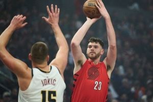  拓记谈赢掘金：三分命中率28%却能赢掘金 说明球队有着独特的风格