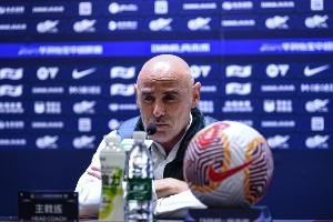  足球报：海港亚冠精英联赛一场未胜，客战武里南联拿分是首要目标