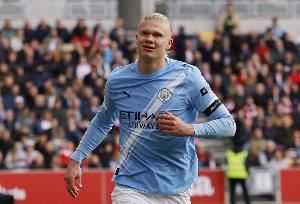 连续4个主场至少打入两球,哈兰德是福勒、苏牙后英超历史第3人