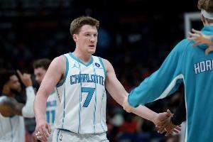  新一期官方新秀榜！ 克尼佩尔飙升第1 科沃德第2 弗拉格第3 VJ第4